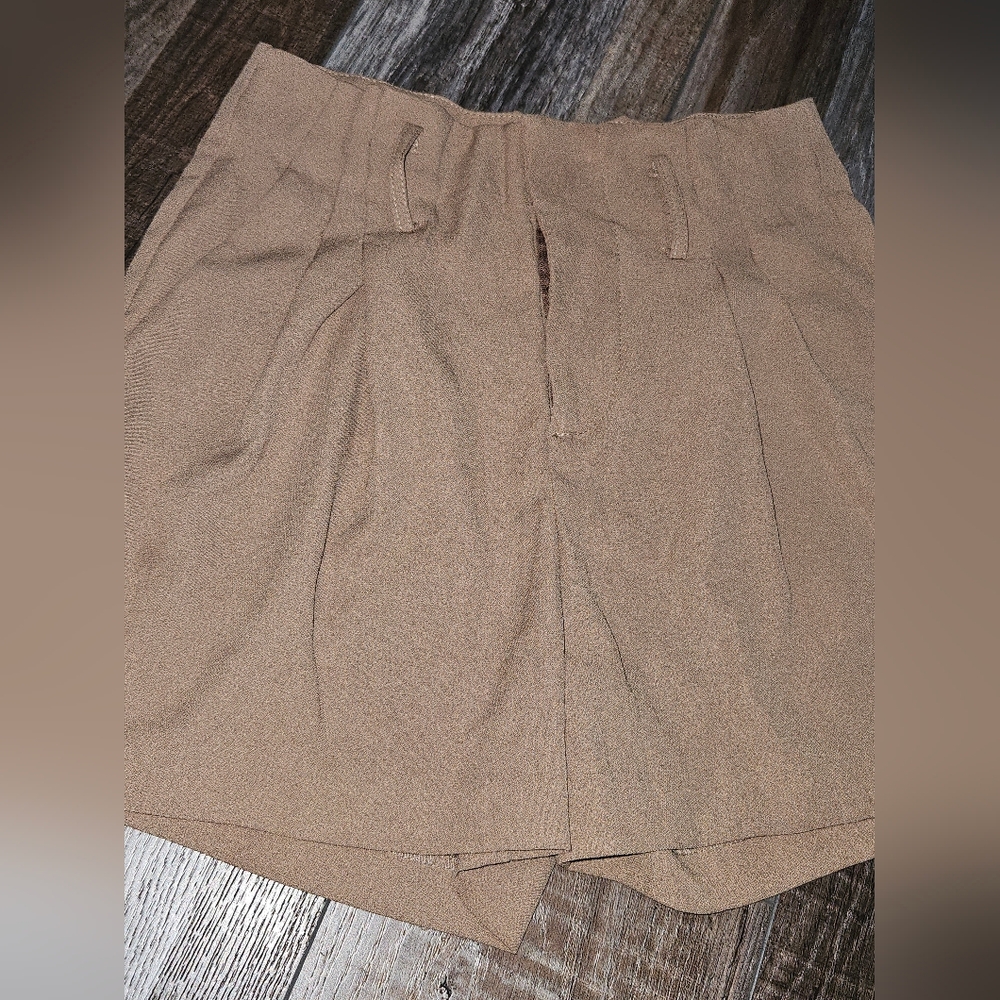 Vestique Tan A-Line Shorts